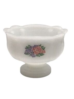 💚 Vintage Avon Milk Glass Vase